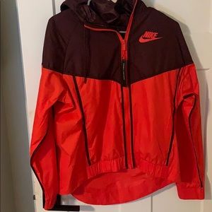 Nike women’s Windbreaker